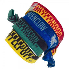 Harry Potter Pony On Set-Harry Potter-GeekyHelix